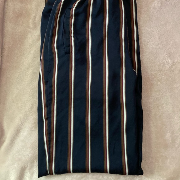 Pants - Picture 2 of 3